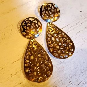 Teardrop Cutout Metal Earrings